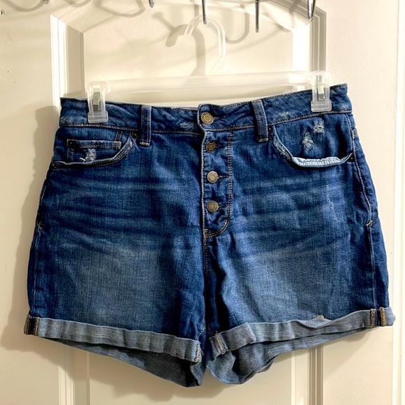 Four Button Jean Short Size 10 - Picture 3 of 4